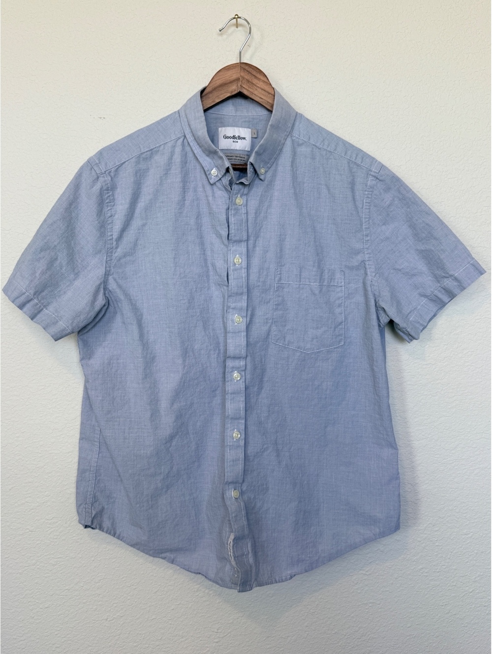 Goodfellow & Co Men’s Light Blue Oxford Button Down Shirt Short Sleeve Cotton